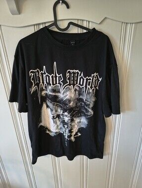 Romwe Graphic T-Shirt Size M